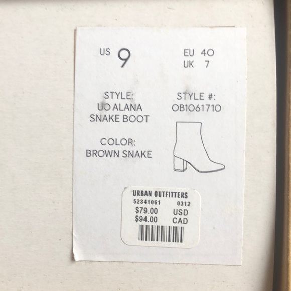 UO Alana Snakeskin Booties🐍 - Picture 4 of 4